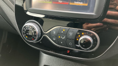 Renault Captur 0.9 TCE 90 Iconic 5dr Petrol Hatchback